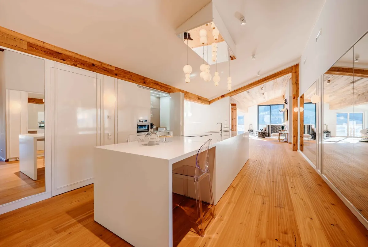 Wohnen ohne Grenzen, 400 m² Penthouse zur Miete