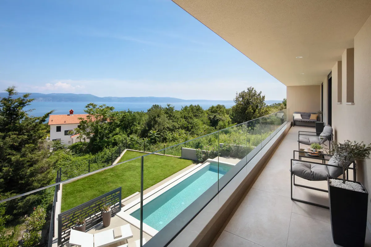 Moderne Villa mit Meerblick an der Ostküste Istriens