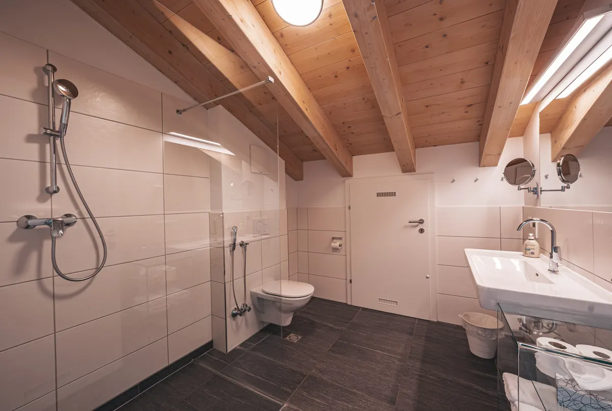 Urlaubsparadies & Investment: Modernes Appartementhaus in Kaprun 3