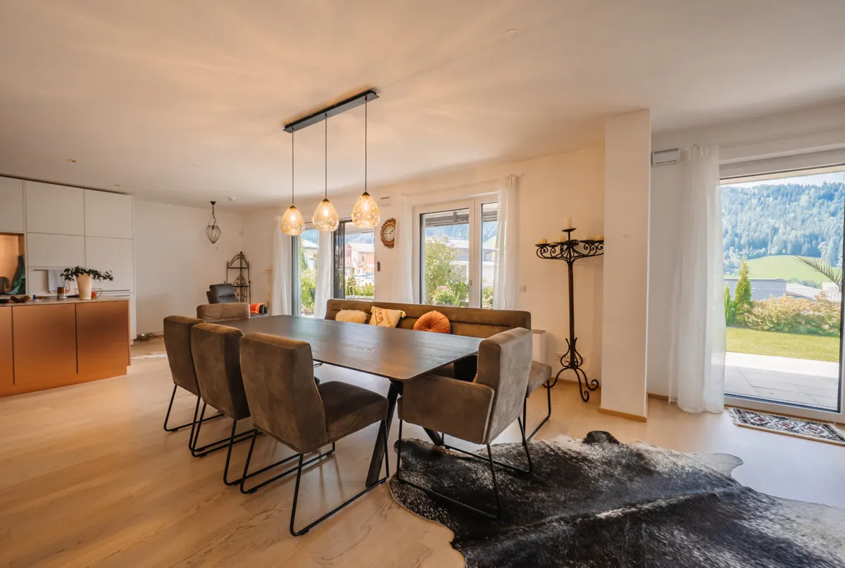 Fußfrei live dabei – 4-Zimmer-Wohnung mit Panoramablick auf den Nachtslalom