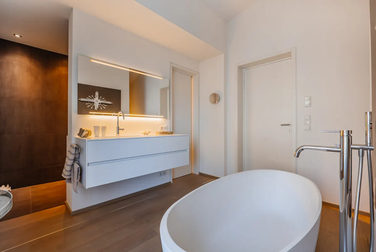 Design-Retreat . Ein Statement aus Holz & Glas