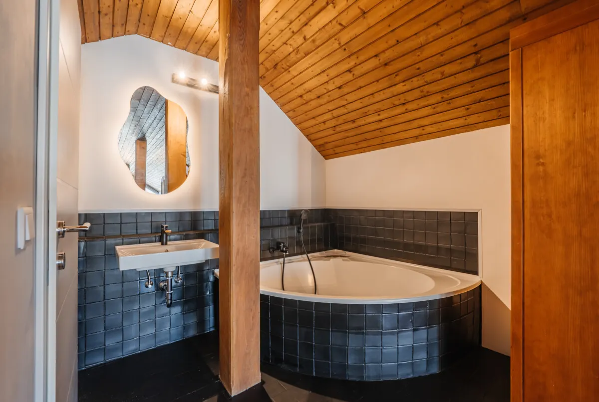Moderne Dachgeschosswohnung mit Sonnenterrasse beim Überfuhrsteg, Aigen