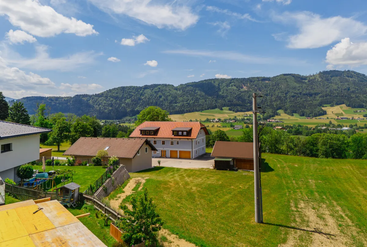 Living Green - 3,5-Zimmer Dachgeschossensemble in herrlicher Grünlage