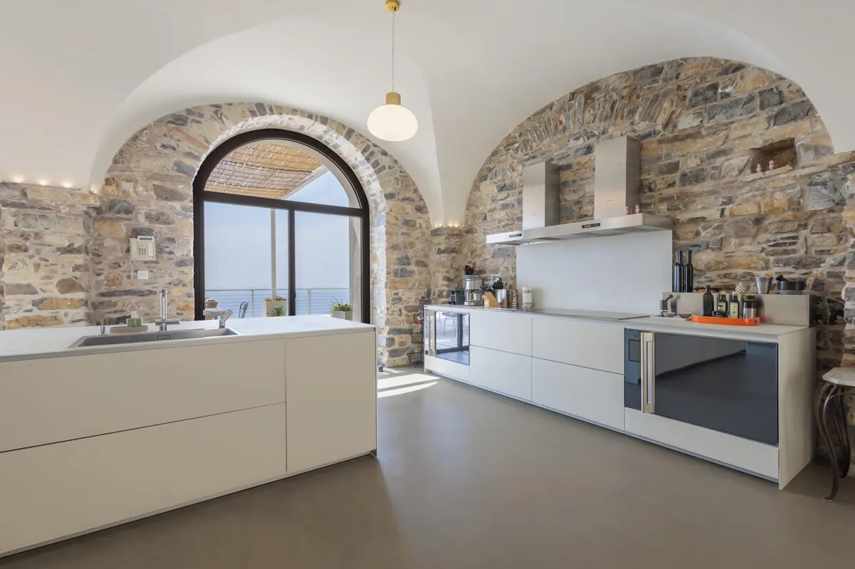 Exklusive Luxusvilla mit Meerblick am Capo Berta, italienische Riviera