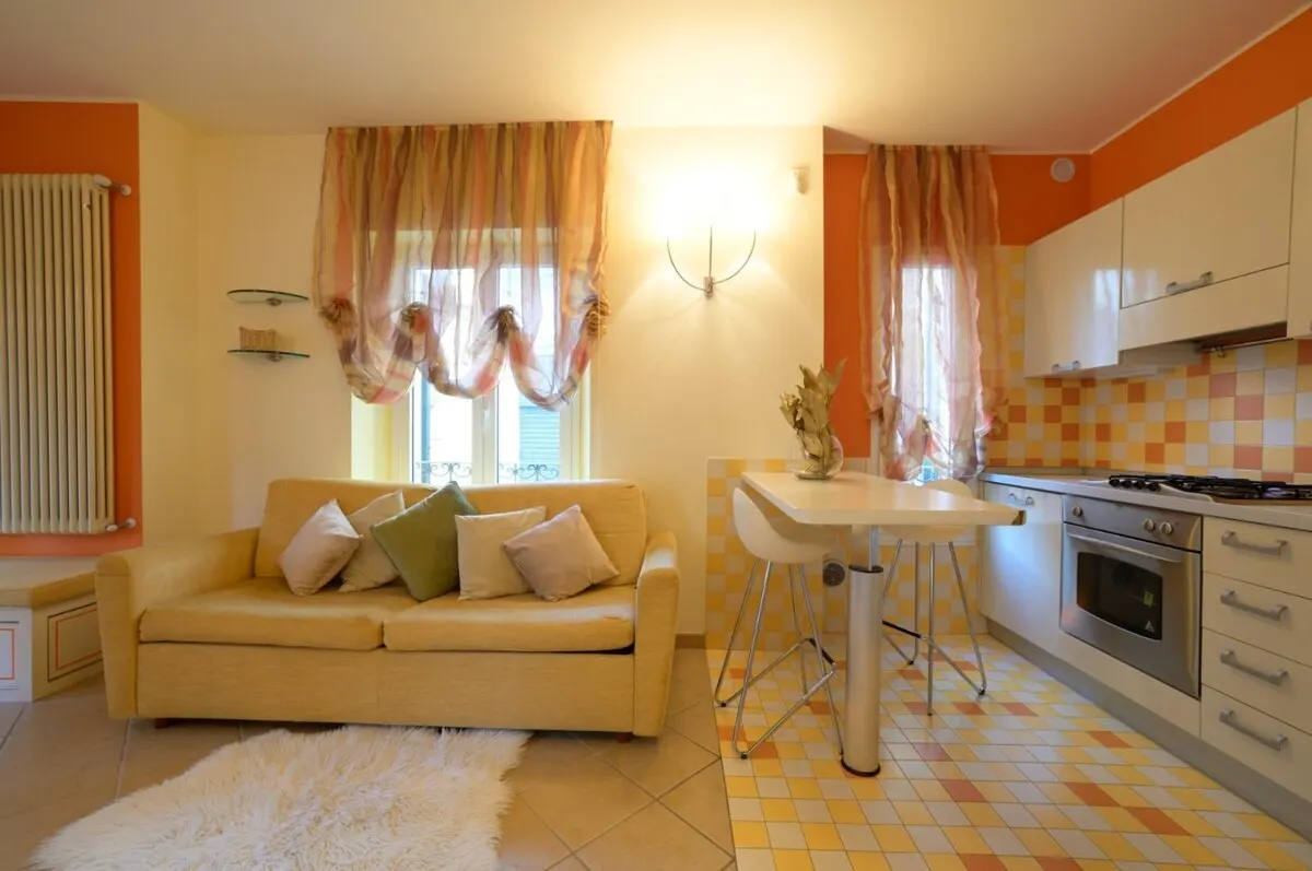 Wohnung mit Parkplatz in Alassio