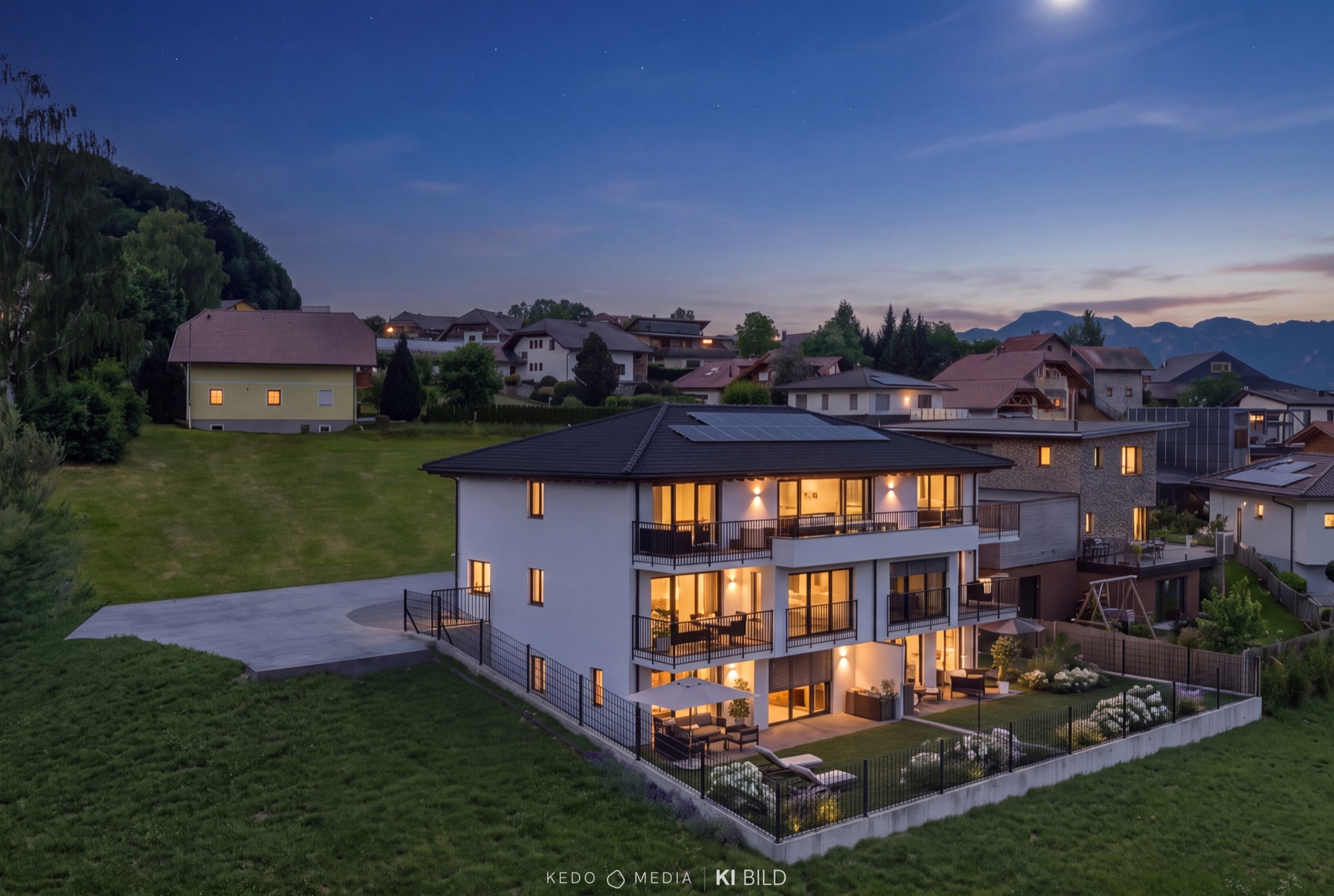 Exlberg 9 bei Nacht · Mondsee